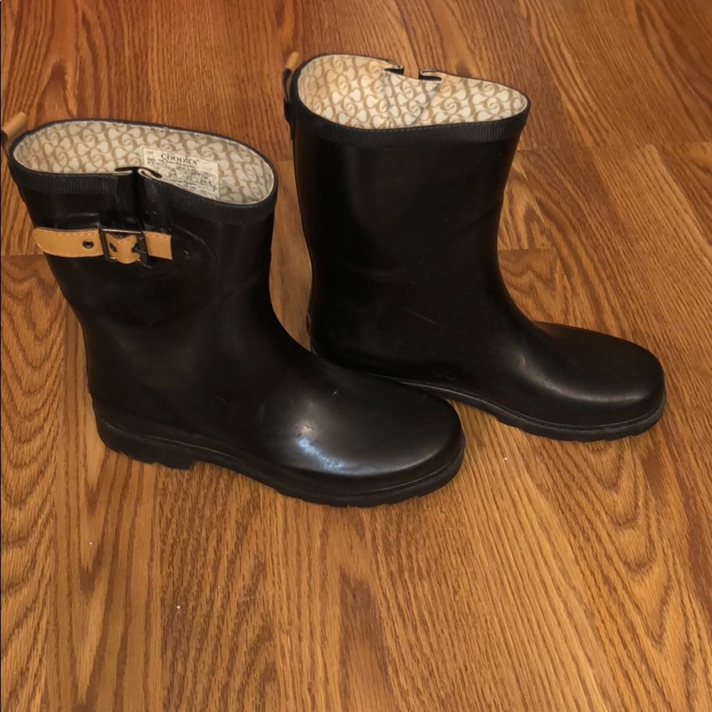Rain boots